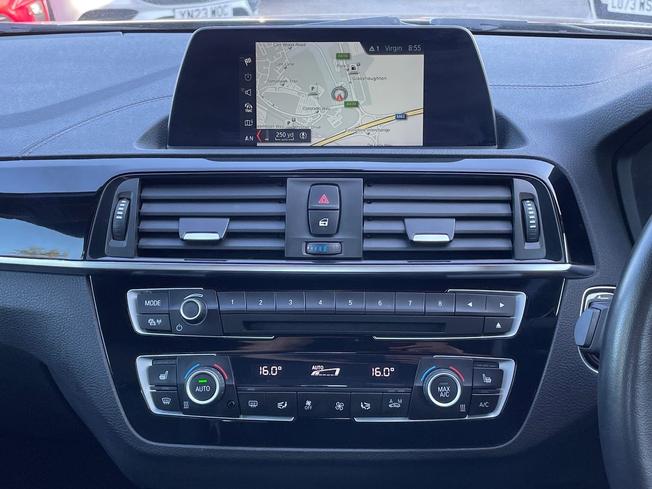 BMW 2 Series Photo 14