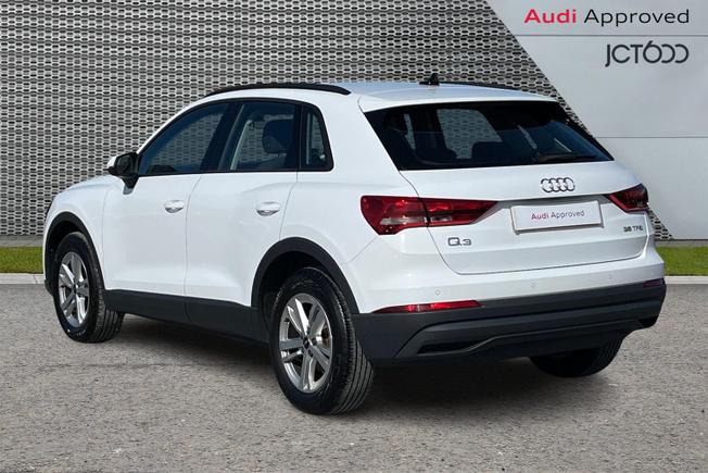 Audi Q3 Photo 3