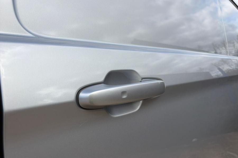 Ford TRANSIT CUSTOM Photo autoimg-9867a88bddad05a866df8681daa904ef9f82c0cd.jpg