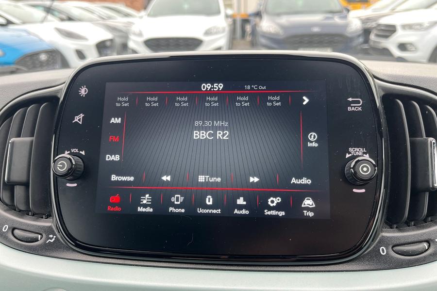 Fiat 500 Photo autoimg-98686bd9d1d6c6eff84e0882812fe8412ee8f2ed.jpg
