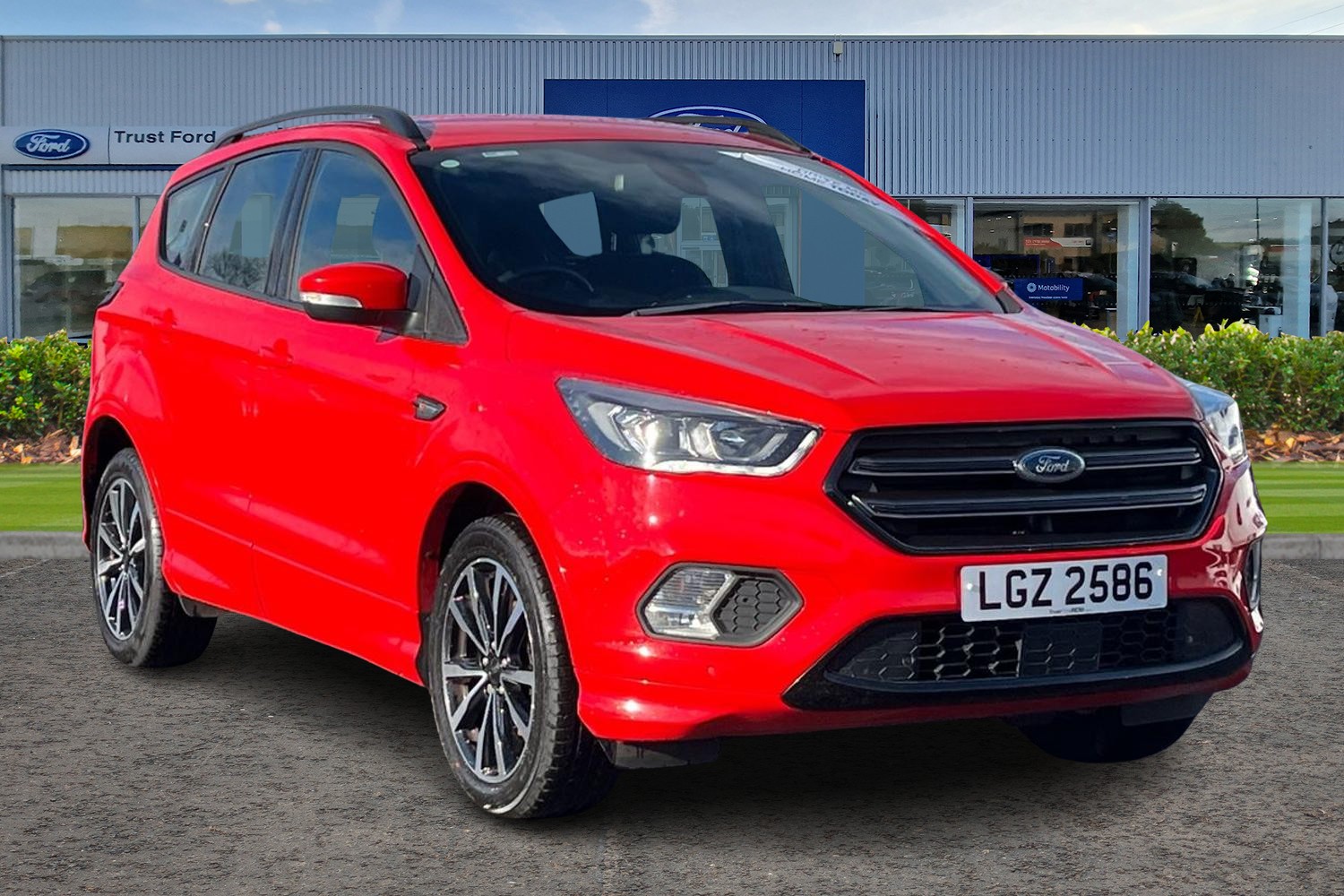 Ford KUGA Photo 0