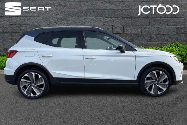 SEAT Arona Photo 4