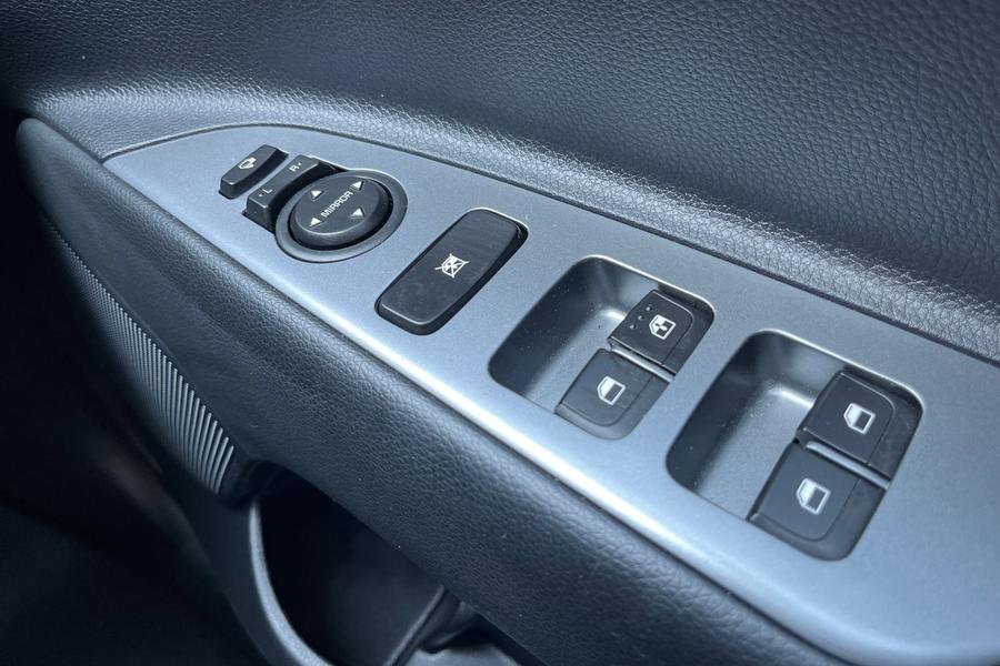 Kia Stonic Photo autoimg-9871c1f2f49650ce7274d66e1992c4ceba5ce129.jpg
