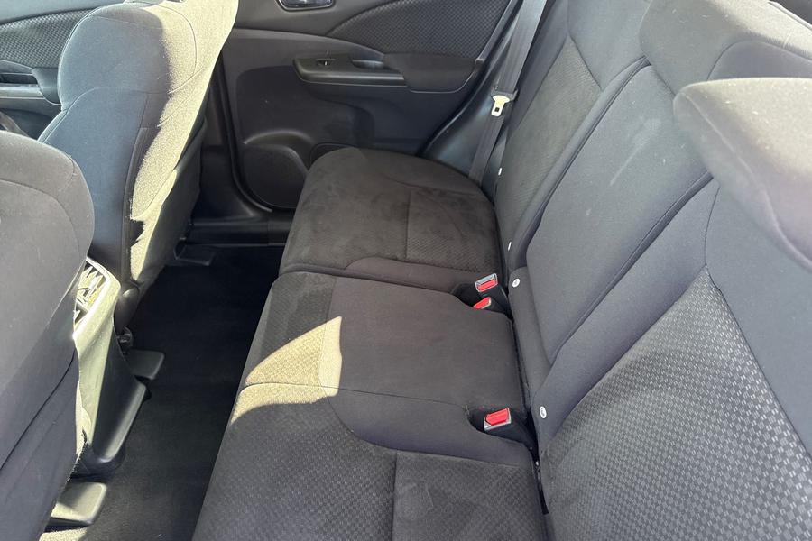 Honda CR-V Photo autoimg-9871c861eddaedc5f152b30bc9ff95c1de3096a6.jpg