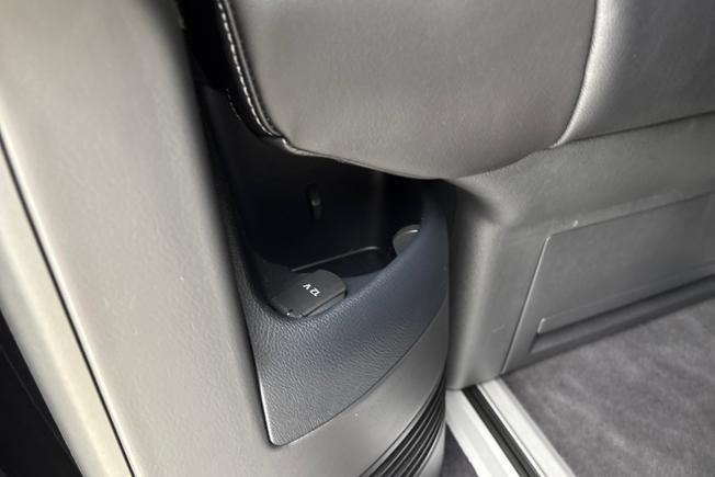 VOLKSWAGEN Caravelle Photo 36