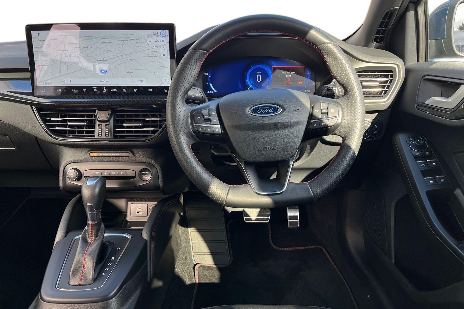 Ford Focus Photo 10