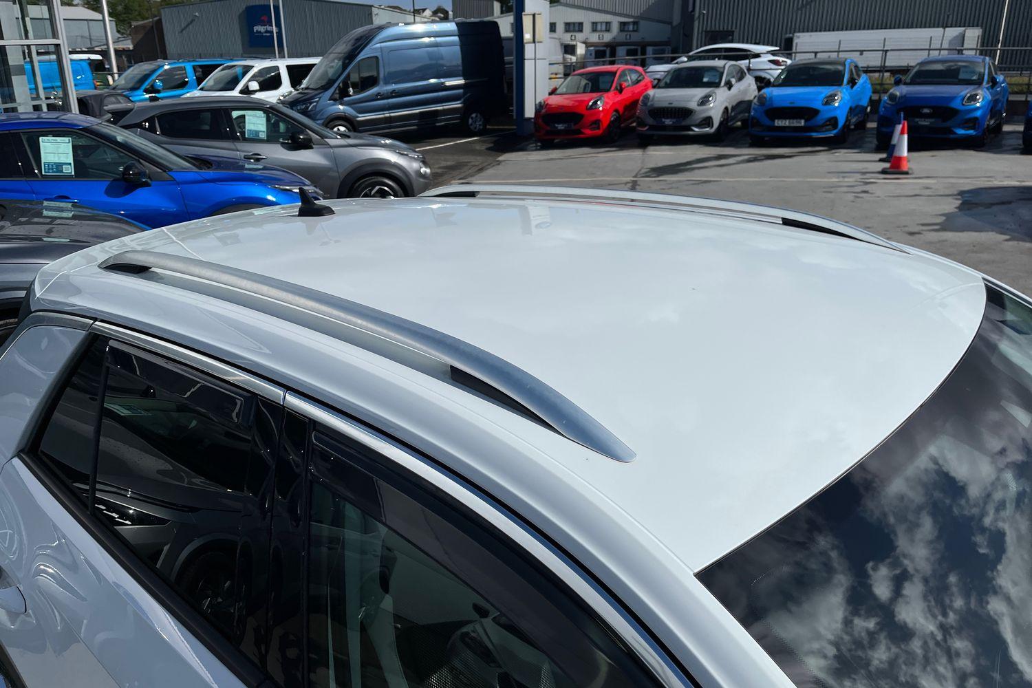 Volkswagen T-ROC Photo 25