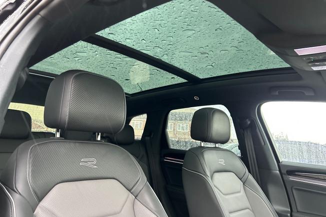VOLKSWAGEN Touareg Photo 60
