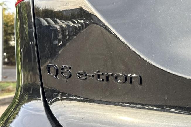 AUDI Q6 E-Tron Photo 26