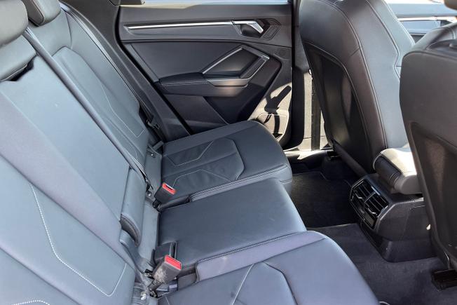 AUDI Q3 Photo 46