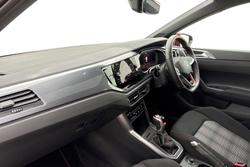 Volkswagen Polo Photo 2