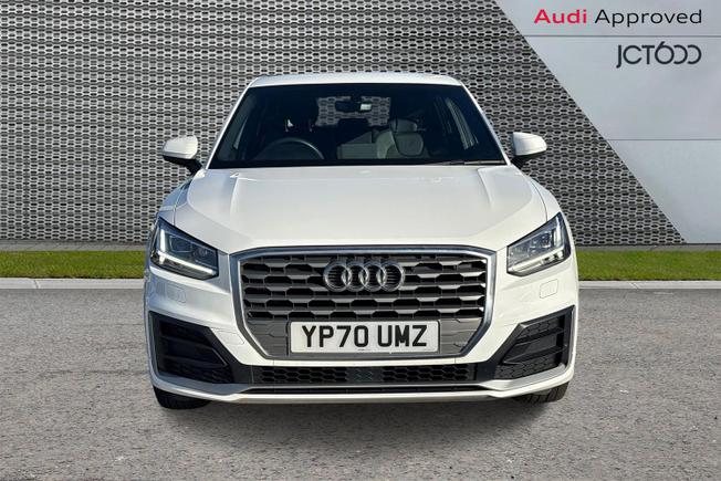 AUDI Q2 Photo 8