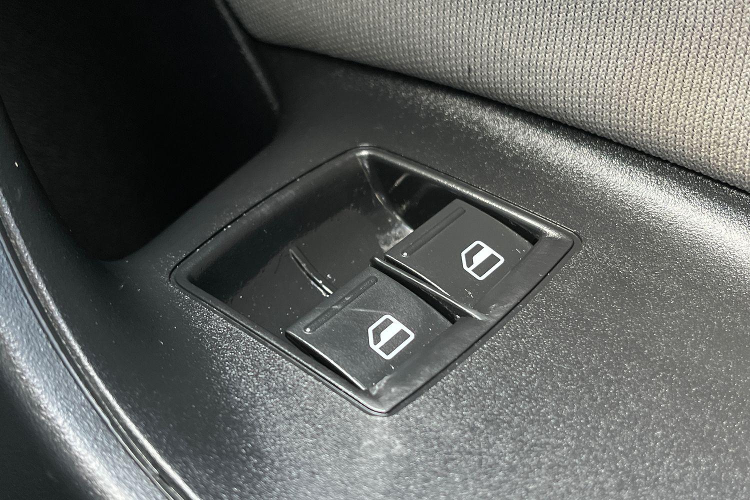 SEAT IBIZA Photo 15