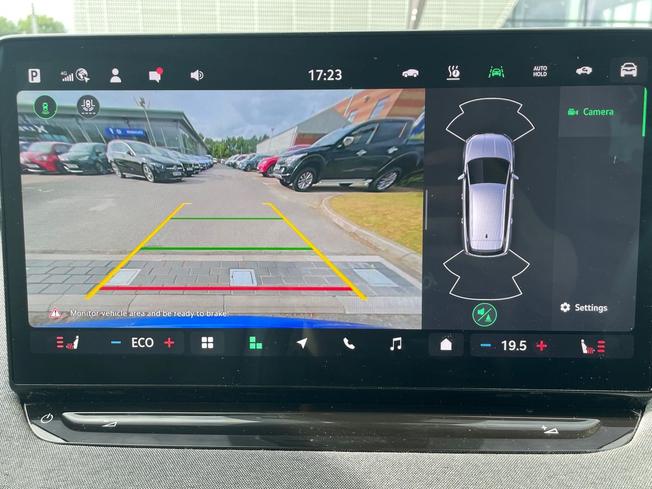 ŠKODA Enyaq Photo 43