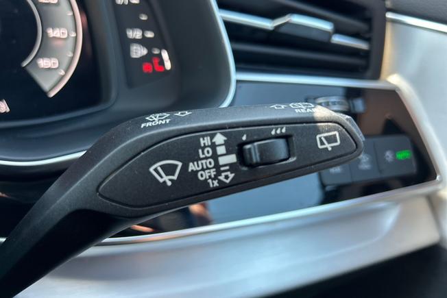 AUDI Q7 Photo 50