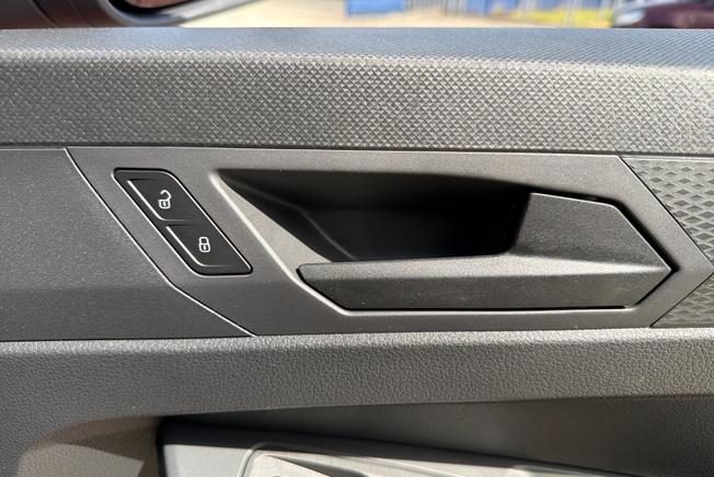 VOLKSWAGEN Caddy Photo 37