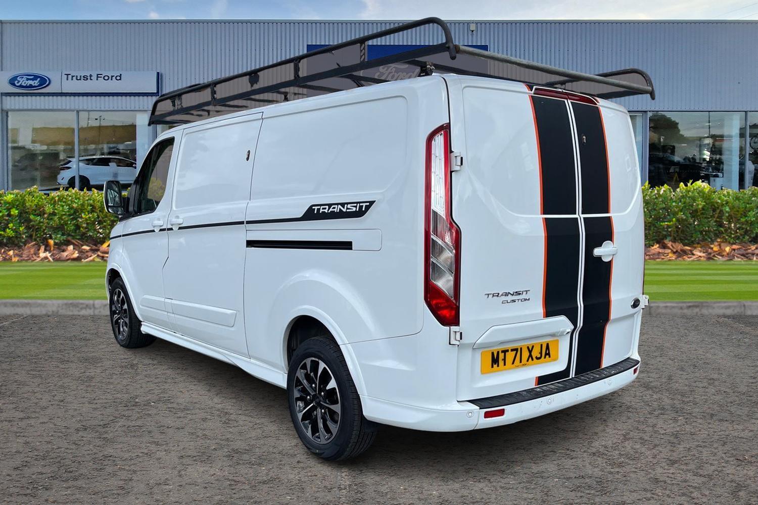 Ford TRANSIT CUSTOM Photo 1