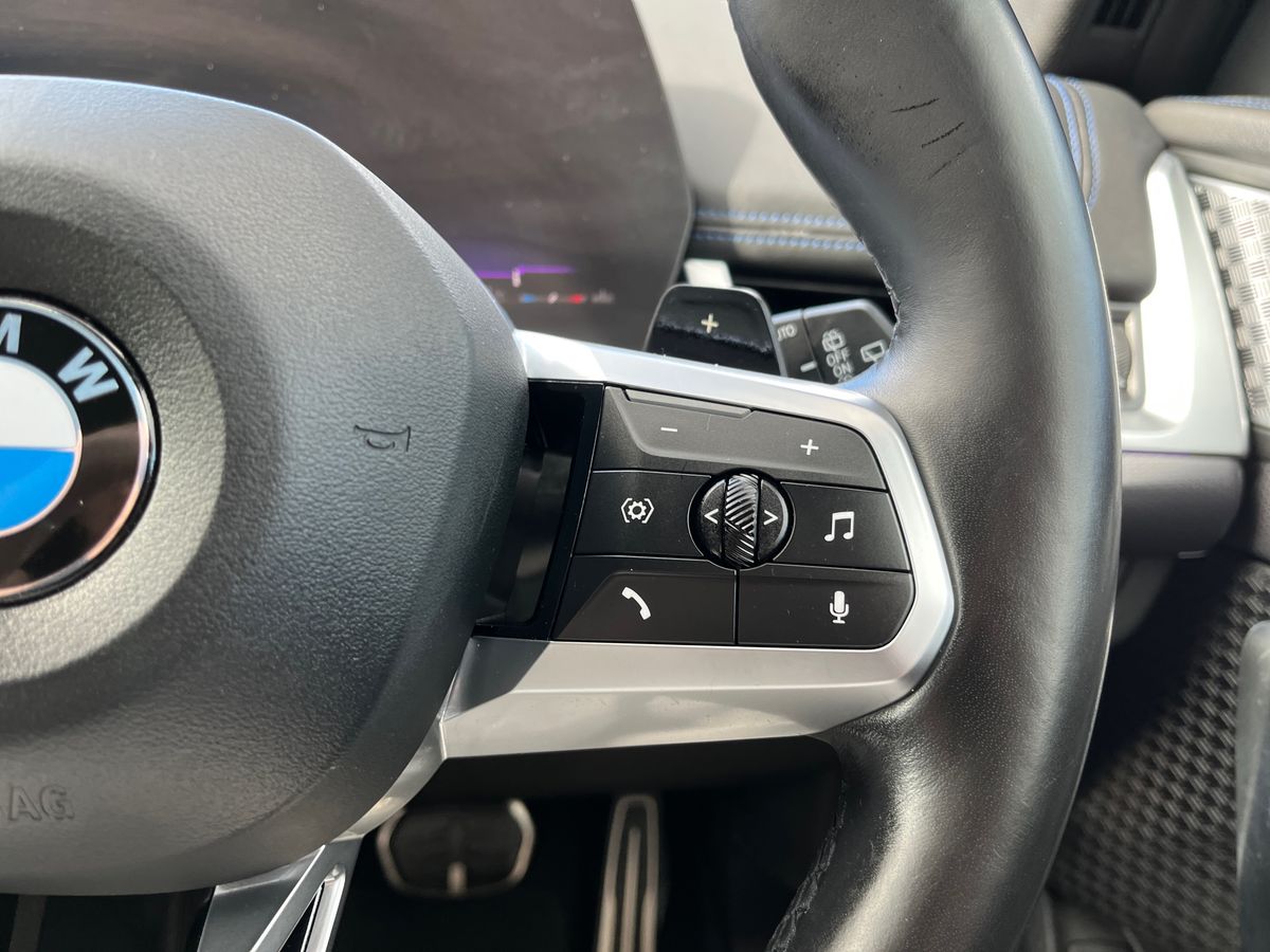 BMW X1 Photo 16
