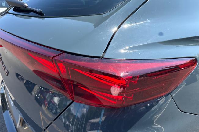 CUPRA Formentor Photo 18