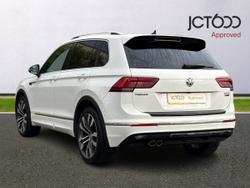 VOLKSWAGEN Tiguan Photo 3