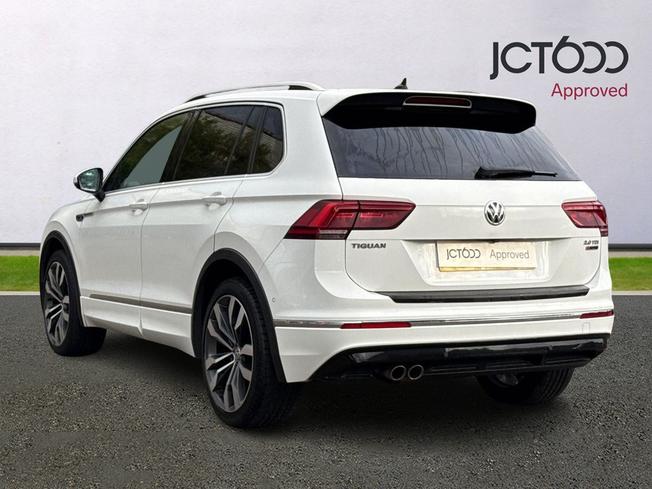 VOLKSWAGEN Tiguan Photo 3