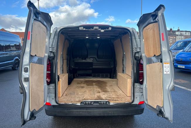 VOLKSWAGEN Transporter Photo 29