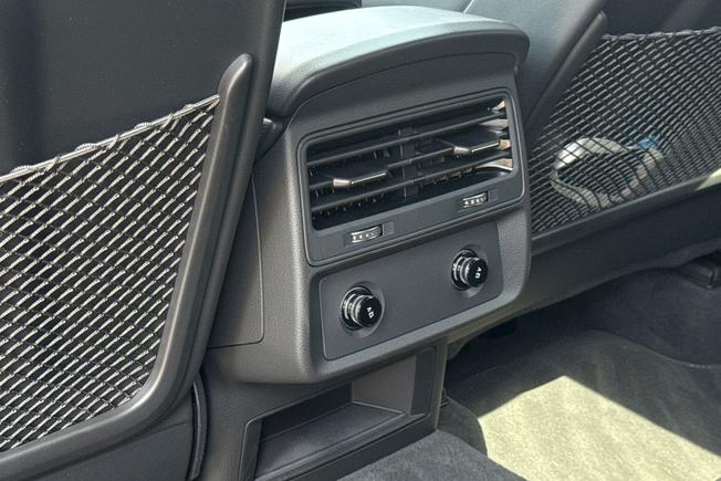 AUDI Q7 Photo 24