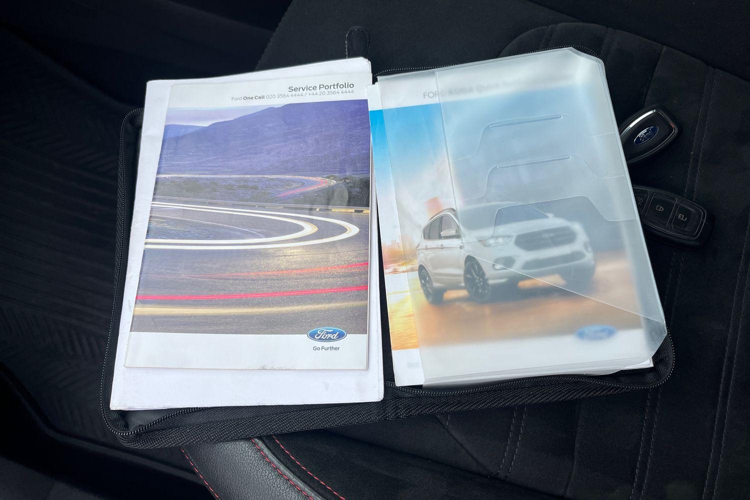 Ford KUGA Photo 21