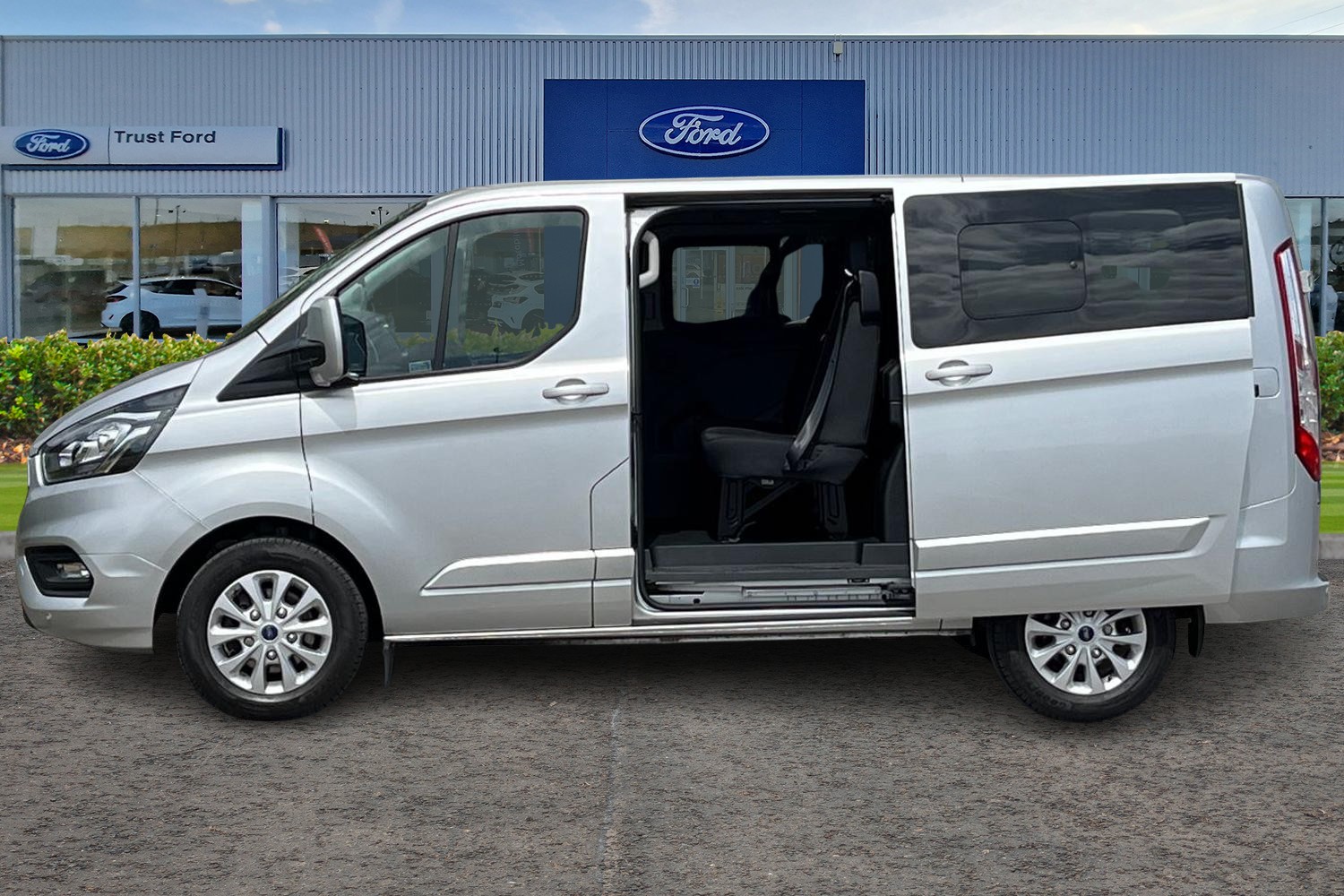 Ford TRANSIT CUSTOM Photo 4