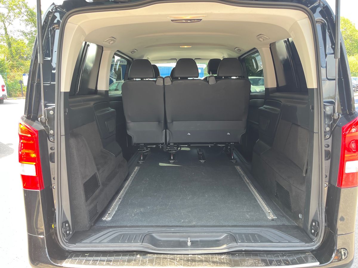 Mercedes-Benz Vito Photo 20