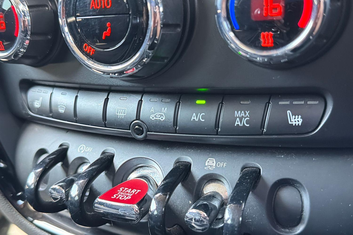 MINI CLUBMAN Photo 38