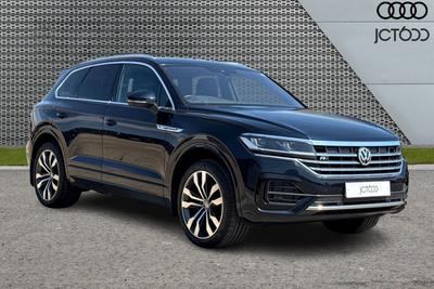 2019 VOLKSWAGEN Touareg 3.0 TDI V6 R-Line SUV 5dr Diesel Tiptronic 4Motion Euro 6 (s/s) (231 ps) at JCT600