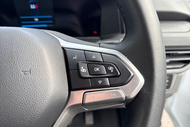 VOLKSWAGEN E-Transporter Photo 17