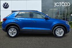 VOLKSWAGEN T-Roc Photo 4