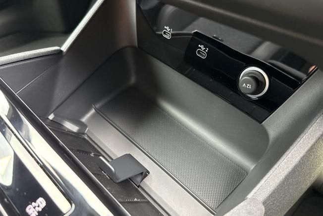 AUDI A6 e-tron Avant Photo 37
