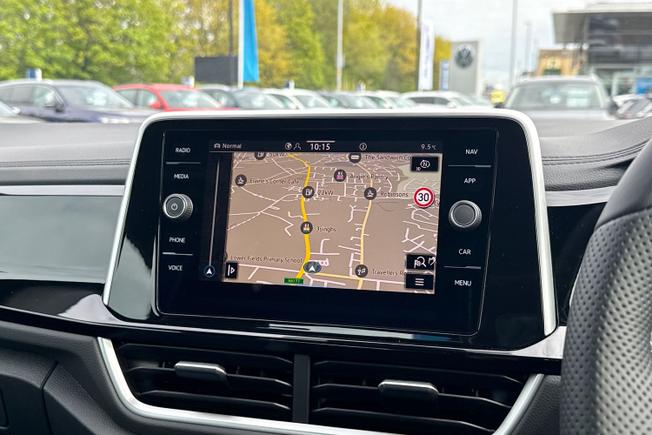 VOLKSWAGEN T-Roc Photo 14