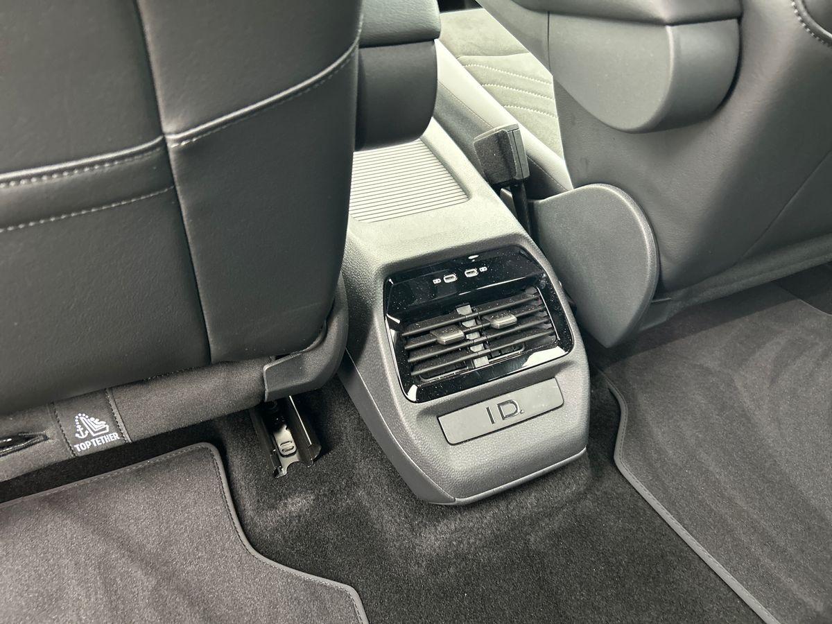 Volkswagen ID.4 Photo autoimg-98c50293ed3d96f888a6a32fe22d1e7f7b438687.jpg