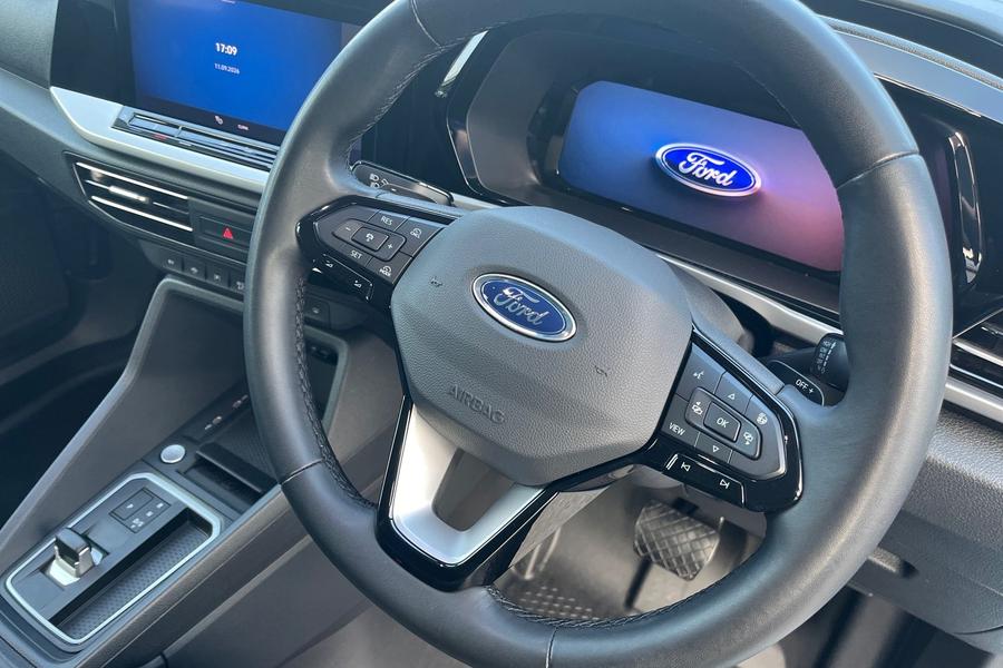 Ford TRANSIT CONNECT Photo autoimg-98c63a869b351e2361606802795389647f5d40a0.jpg