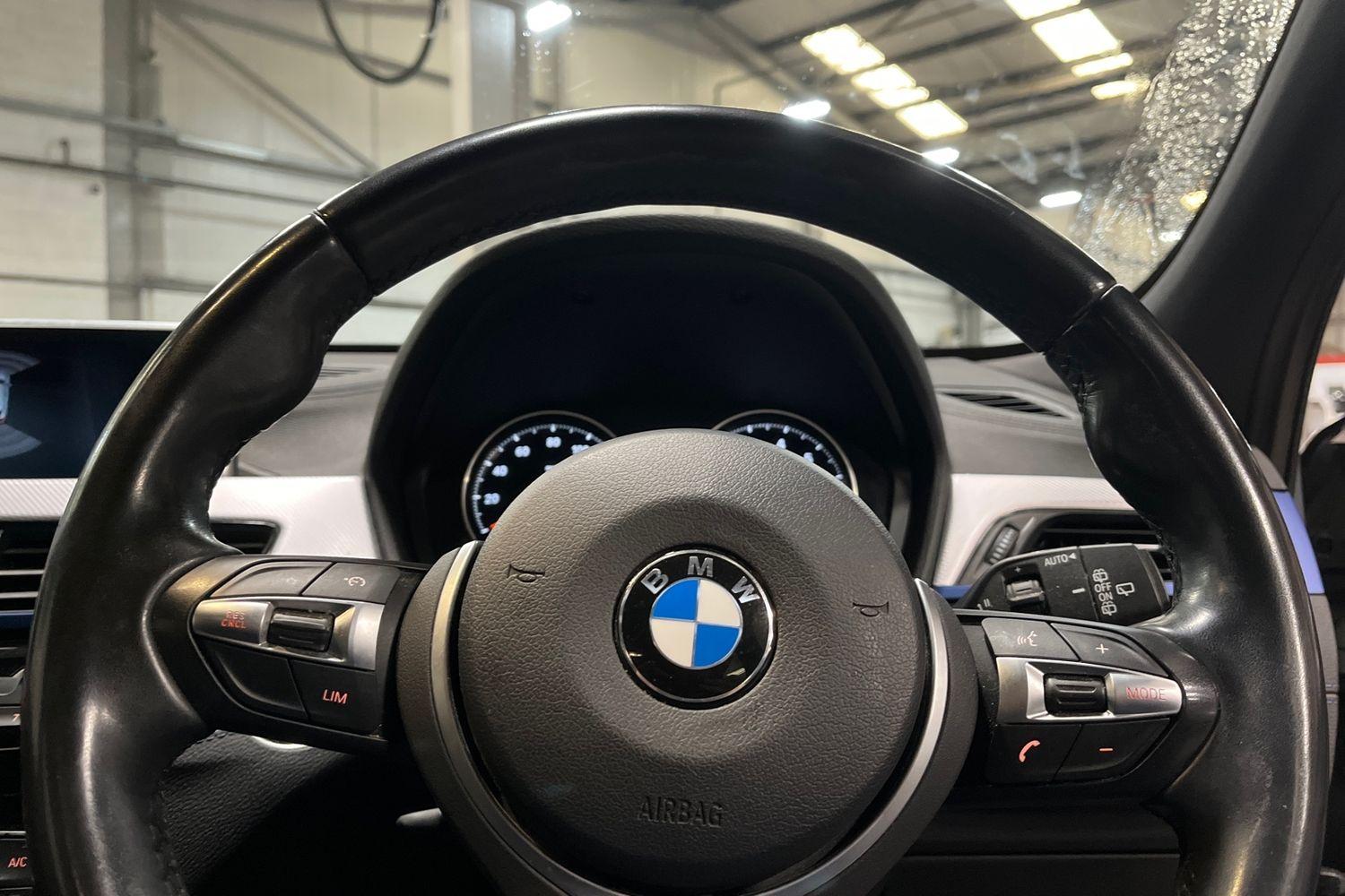 BMW X2 Photo 11