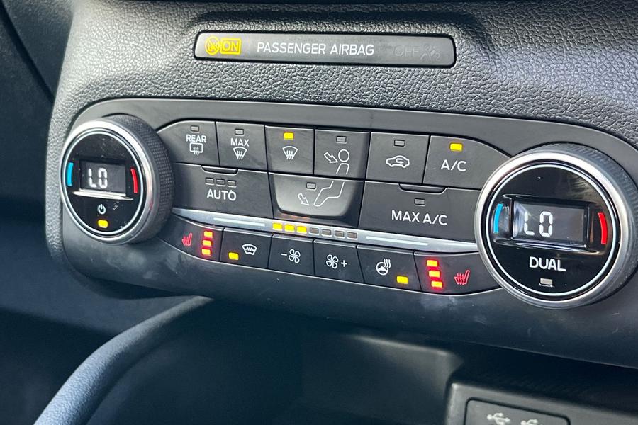 Ford KUGA Photo autoimg-98c6e6f81ff003030728f50577af774d33c6b0e0.jpg