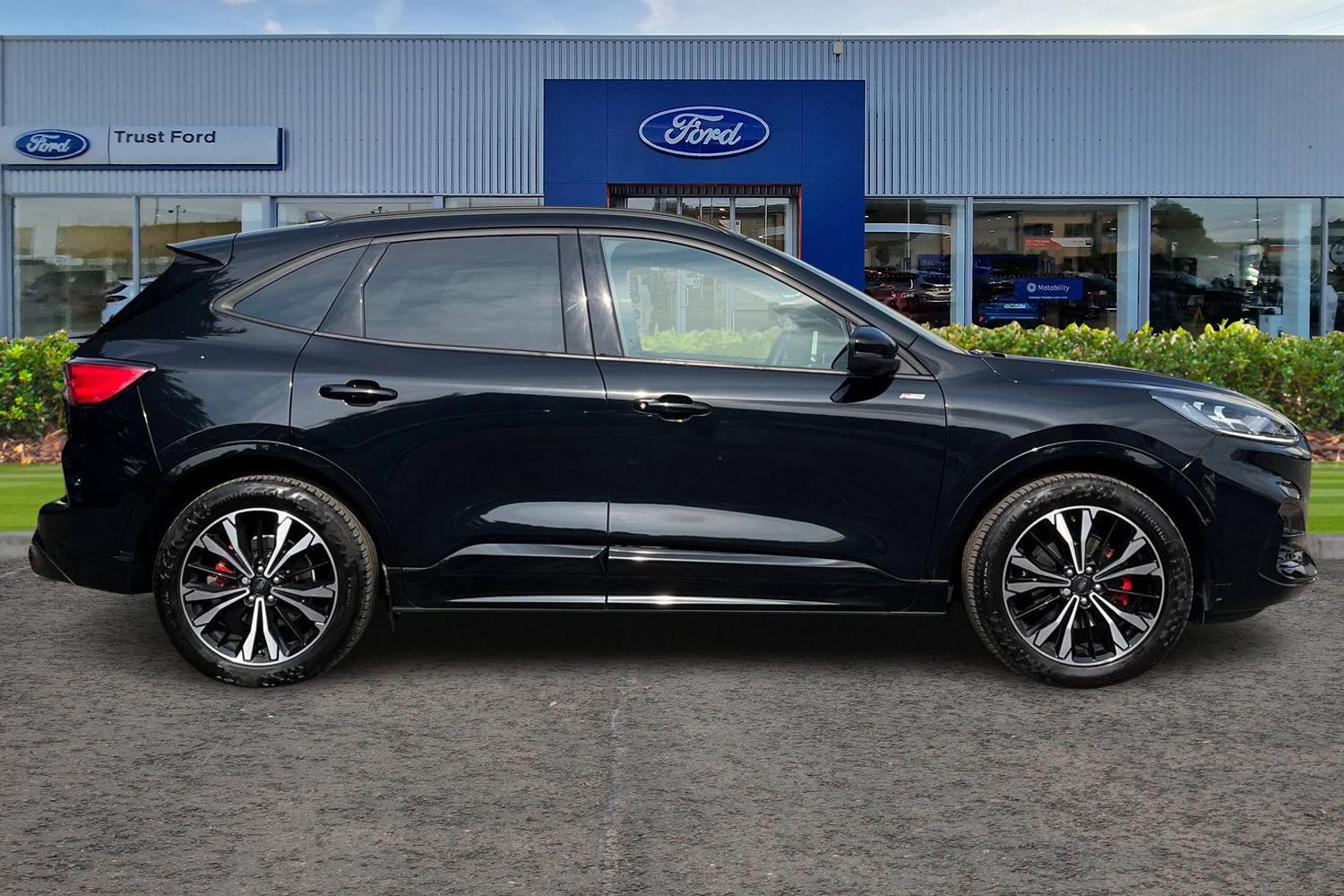Ford KUGA Photo 2