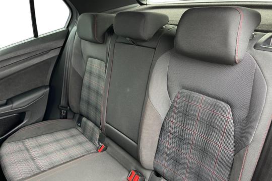 Volkswagen Golf Photo autoimg-98cc02443fa76292449064a5566f25a3b0e51f63.jpg