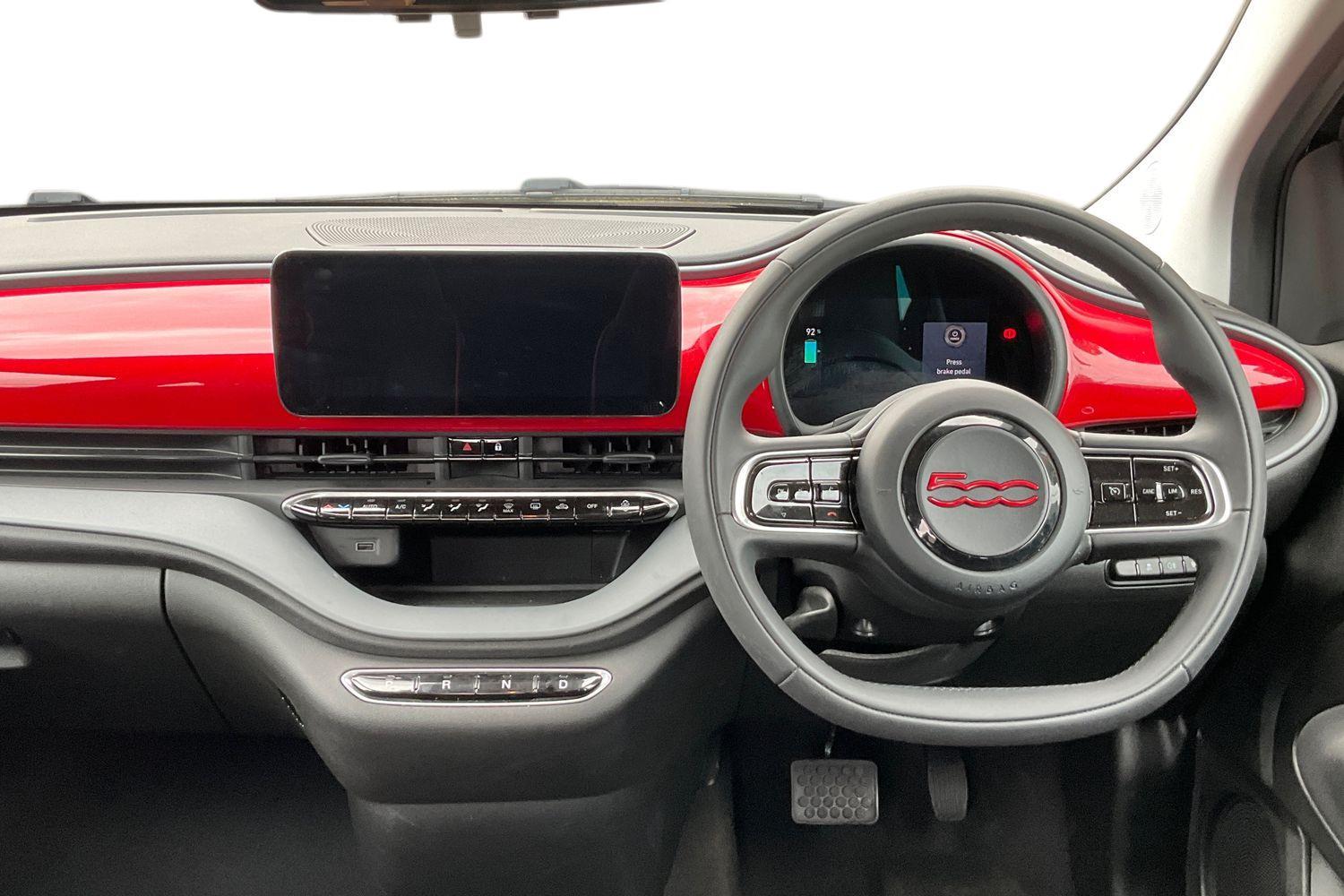 Fiat 500e Photo 10