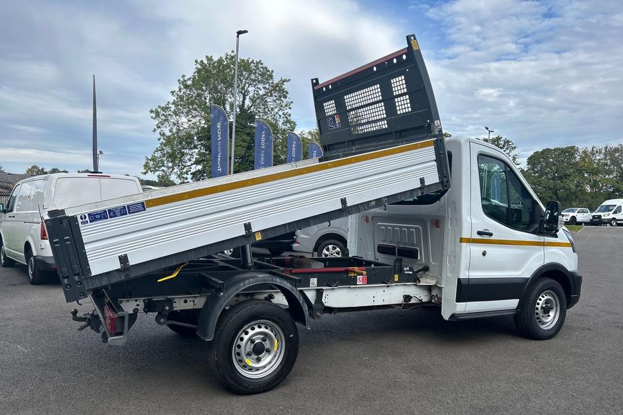 Ford TRANSIT Photo autoimg-98d7c49fc5d504f856b510af5cc6c88c5548adbf.jpg