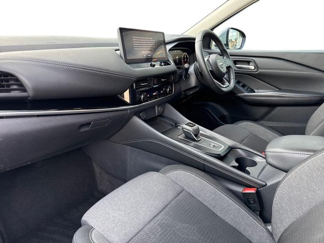 NISSAN Qashqai Photo 2
