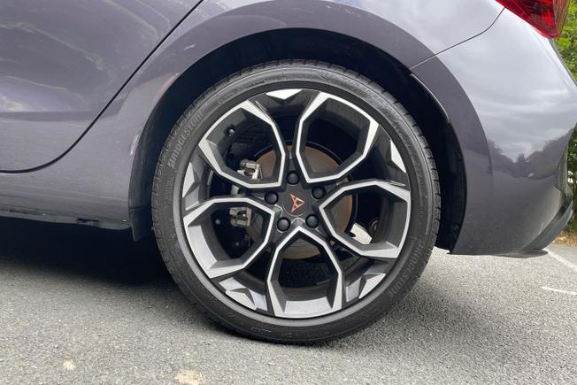 CUPRA Leon Photo 5