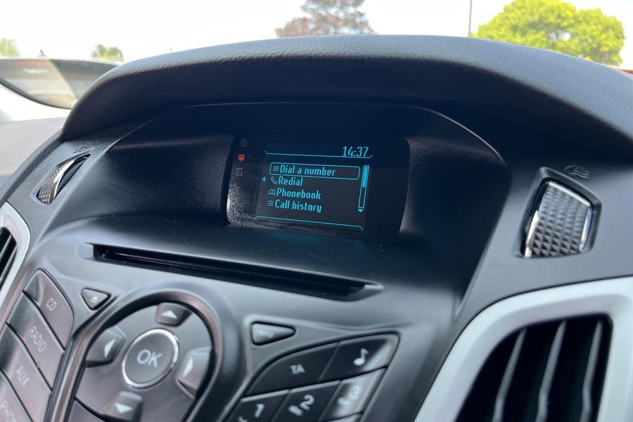 Ford Focus Photo autoimg-98da5e002c94a39b1e560143b14358b8710235ce.jpg