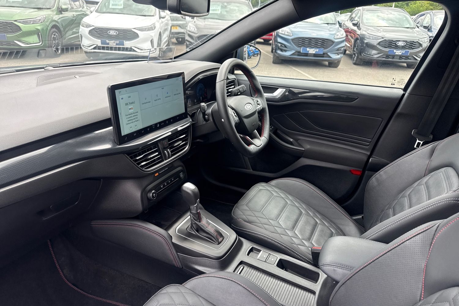 Ford Focus Photo 17