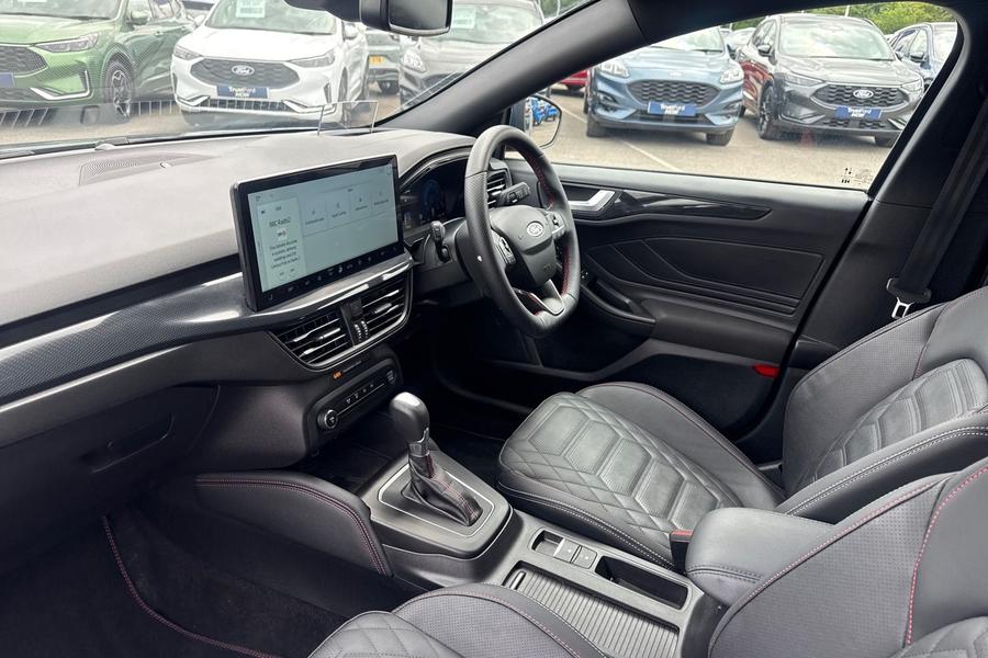 Ford Focus Photo autoimg-98dab21b8e06a026aa338f26127a2d2aea9791f8.jpg