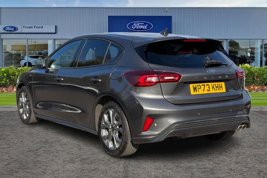 Ford FOCUS Photo autoimg-98dd2ab5b4a903afd7f096c98cdc11d9945a1013.jpg